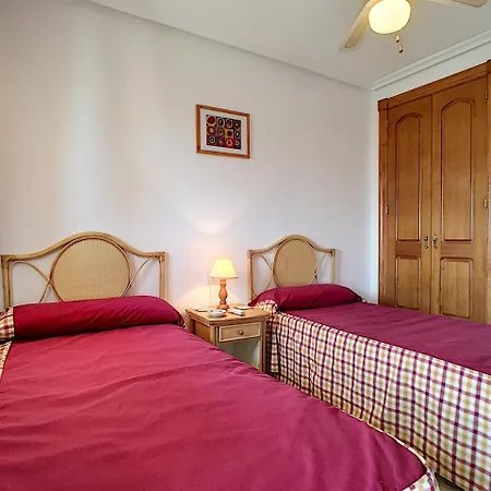 Apartamento Marinesco 2 - Tomas Maestre - 3206 *